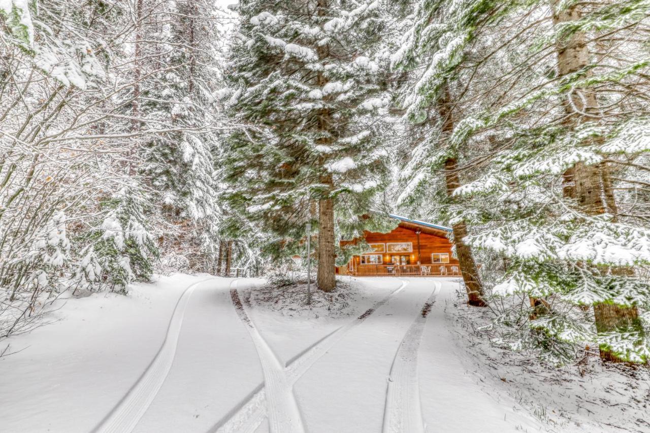 Elk Tracks Lodge Pine Glen Exterior foto